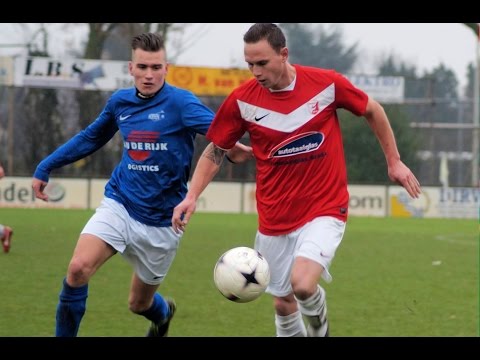 Voetbalwedstrijd Rood-Wit 1 - Hoeven 1