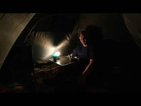 MongoTV_4089 - SPISER JULESUPPE I MIT TELT I STUEN