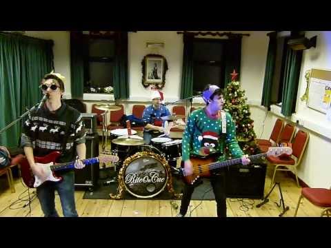 Elton John - Step Into Christmas (Rite On Cue - Rock Version)