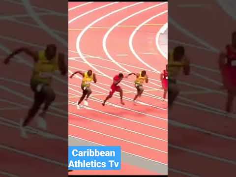 Usain Bolt🇯🇲 defeating Justin Gatlin🇺🇸 and Tyson Gay🇺🇸 London 2012 Olympic 100m final.