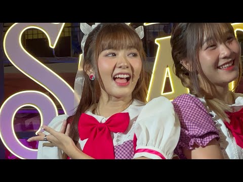 The Glass Girls - อย่ามา | Mint FanCam (Happiness Idol Concert Fashion Island) 221217