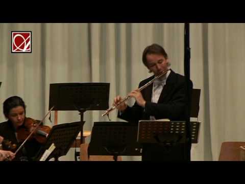 Pergolesi flute concerto G-major  1 - Reimann - Amadeus Kammerorchester Dortmund