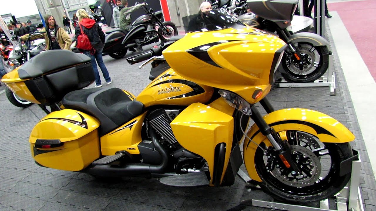 2013 Victory Cory Ness Cross Country Tour - Walkaround - 2013 Quebec Motorcycle Show