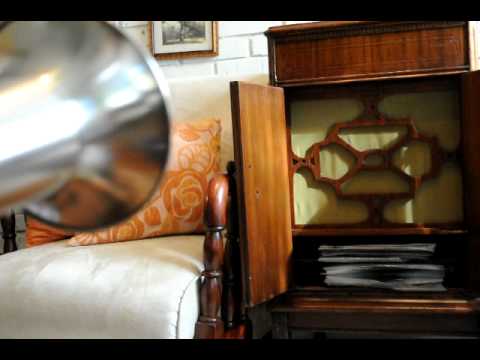 At peace with the world, Waltz- Roger Wolfe Kahn 1926