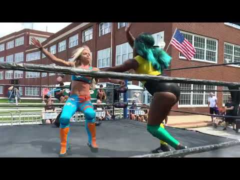 [Free Match] Joseline Navarro VS. Zoey Skye - Absolute Intense Wrestling (No Commentary)