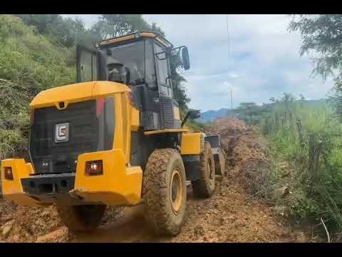 Prefectura de Loja realizó la firma de contrato para la vía Sozoranga – Nueva Fátima