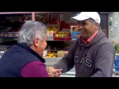 VAZZANO..AFFACCIATIVI CA PASSA VICIENZU...FRUTTA VERDURA E ALLEGRIA