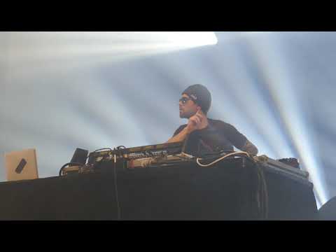 Weeding Dub Gypsy Dub (feat Ras Divarius)