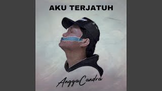 Download lagu Aku Terjatuh mp3