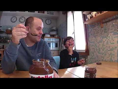 Nutella Vs crema pan di stelle degustazioni alimentari