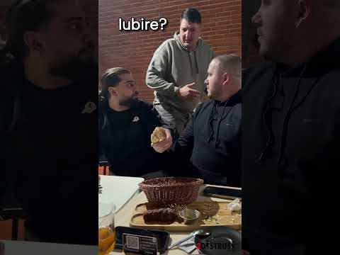 Iubire,îmi dai pâinea? @Alexradu413 @apollothegreek #2distrusi #doidistrusi #funny #couple #comedy