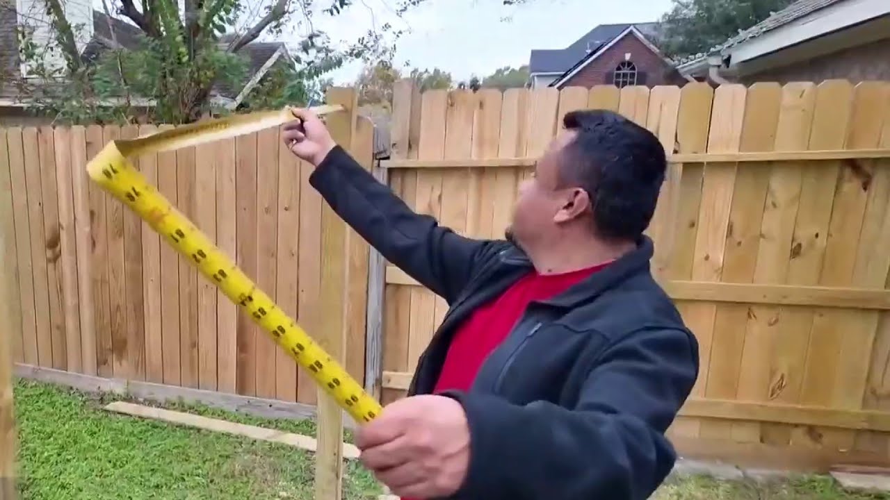 Viewers help family with fence after contractor disappears