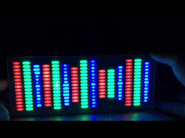 Vídeo relacionado con Kit de visualización de espectro de audio LED con funcionalidad de control de sonido para proyectos de música electrónica DIY con 51 MCU