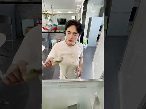 The neighbor has started to renovate the house. The timid baby is quite scared. #shorts