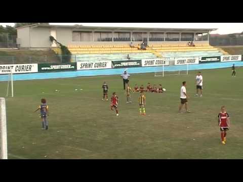 CS Petrolul 95  Ploiesti - FC VOLUNTARI  1 – 4 ( 0 – 1 ) repriza I