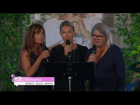 Döttrarnas hyllningssång till Lill-Babs - "Om inte du fanns”  - Nyhetsmorgon (TV4)