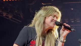 Kelly Clarkson - Tightrope