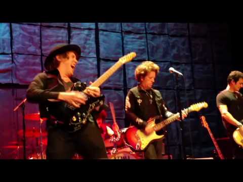 Willie Nile 'Sweet Jane'  7-21-2016 WCL