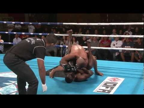 Contenders 14 : Eddy LAVIELLE   VS Lewis BORDIER