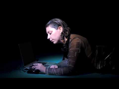 Minuit Machine - Party People (Official Visualizer)