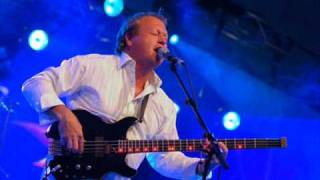 Mark King Group Changing the Guard (Live) 'I did not steal this rift!!!