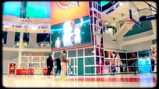 Basketball Hall of Fame (23')