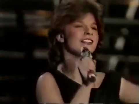 Carola - Eurovision 1983 Final - Främling