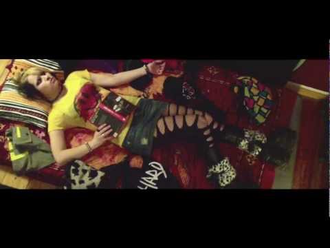 Tu dir weh von Ilaria Palomba - Trailer