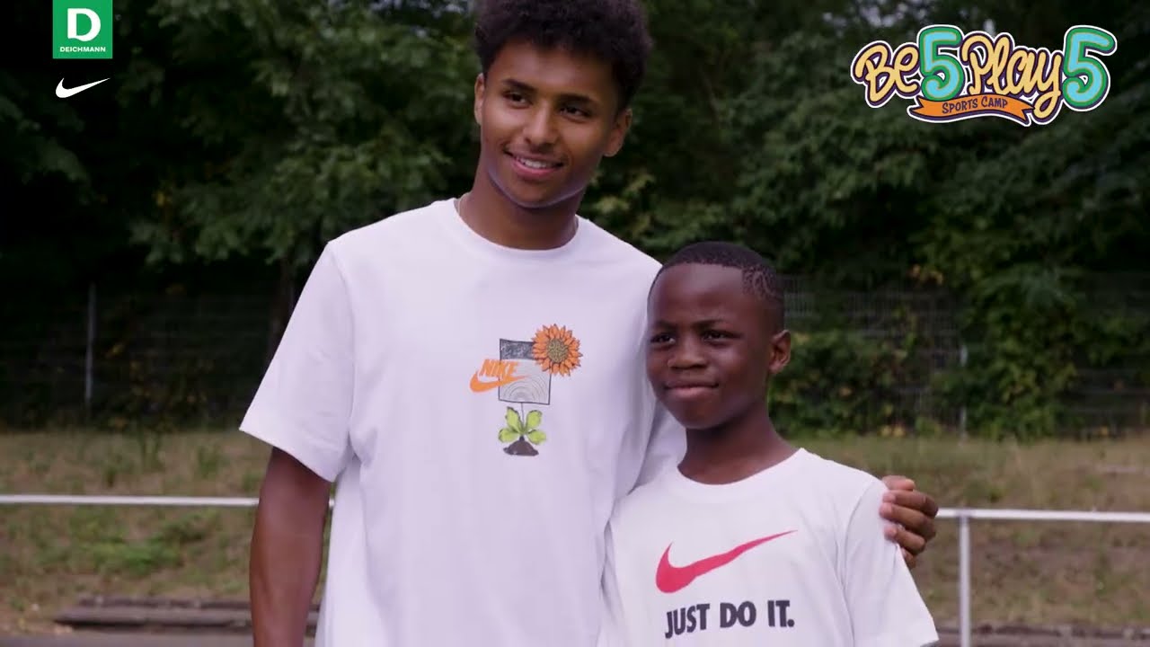 Nike & Deichmann Be5Play5