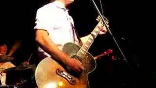 Pat McGee Band singing Bon Jovi