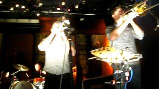 Beirut &quot;Forks And Knives (La Fete)&quot;