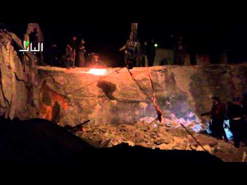 إنتشال جثث من تحت الأنقاض في مدينة الباب في محافظة حلب