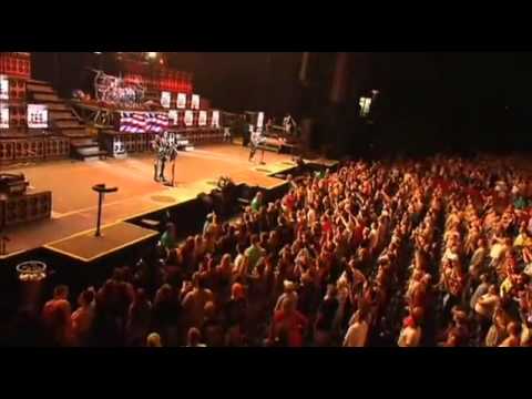 Videoclip de God Gave Rock 'N' Roll To You II (Live/1992) — KISS