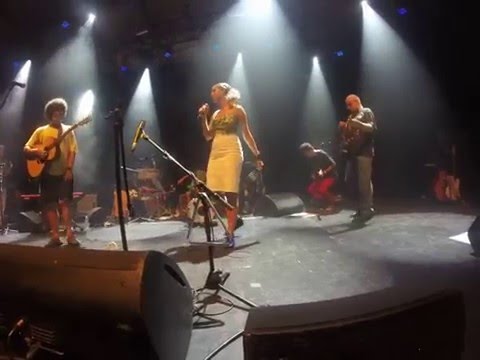 Djaniras/Mariô - Fala - Julia Vargas e Chico Chico no Circo Voador