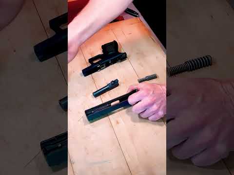 So ölen Sie Ihre Glock-Pistole SCHNELL! #shorts #glockperfection