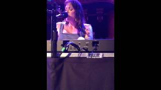 Beth Hart at The Great American Music Hall in San Francisco - &quot;Tell Em to Hold On&quot;