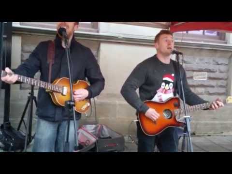 The Caverners Duo In The Heart Of Newark - Pretty Woman