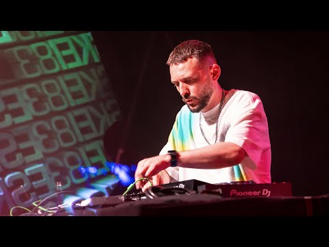 THE SHORTEST SET OF MY ENTIRE CAREER 🕰️😱 behind the decks ep 4 #eskei83 #dj #nibirii