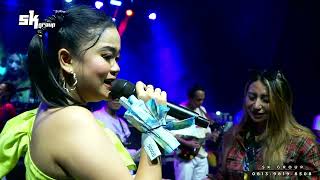 Download lagu DERITA DIATAS DERITA SK AMANDA mp3 Download lagu DERITA DIATAS DERITA SK AMANDA mp3