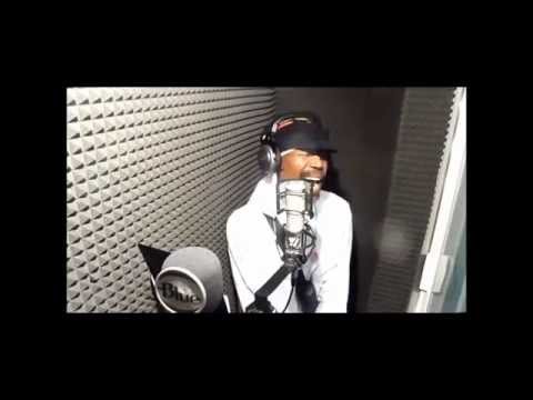 Errol Dunkley voicing dubplate for DeSkaReggae Sound System