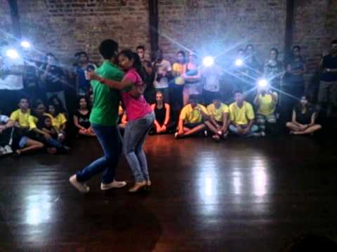 Kadu Vieira e Viviane Soares - Samba maníacos 2014