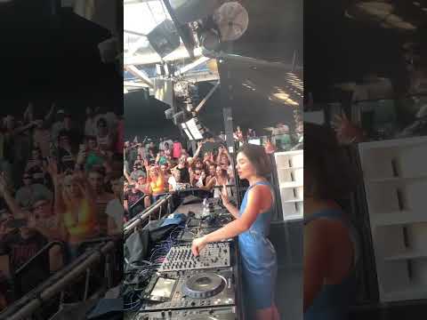 Nina Kraviz Closing Track At Cocorico’ ⚡️🇮🇹#cocorico #italy #techno #closing #ninakraviz