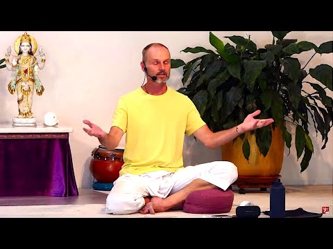 Yogastunde "Umkehrstellungen" mit Frank Yoga Vidya Grundreihe Uhr 16:15 07.09.2020