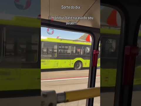 Ônibus atinge asa de avião durante embarque no aeroporto de Guarulhos.