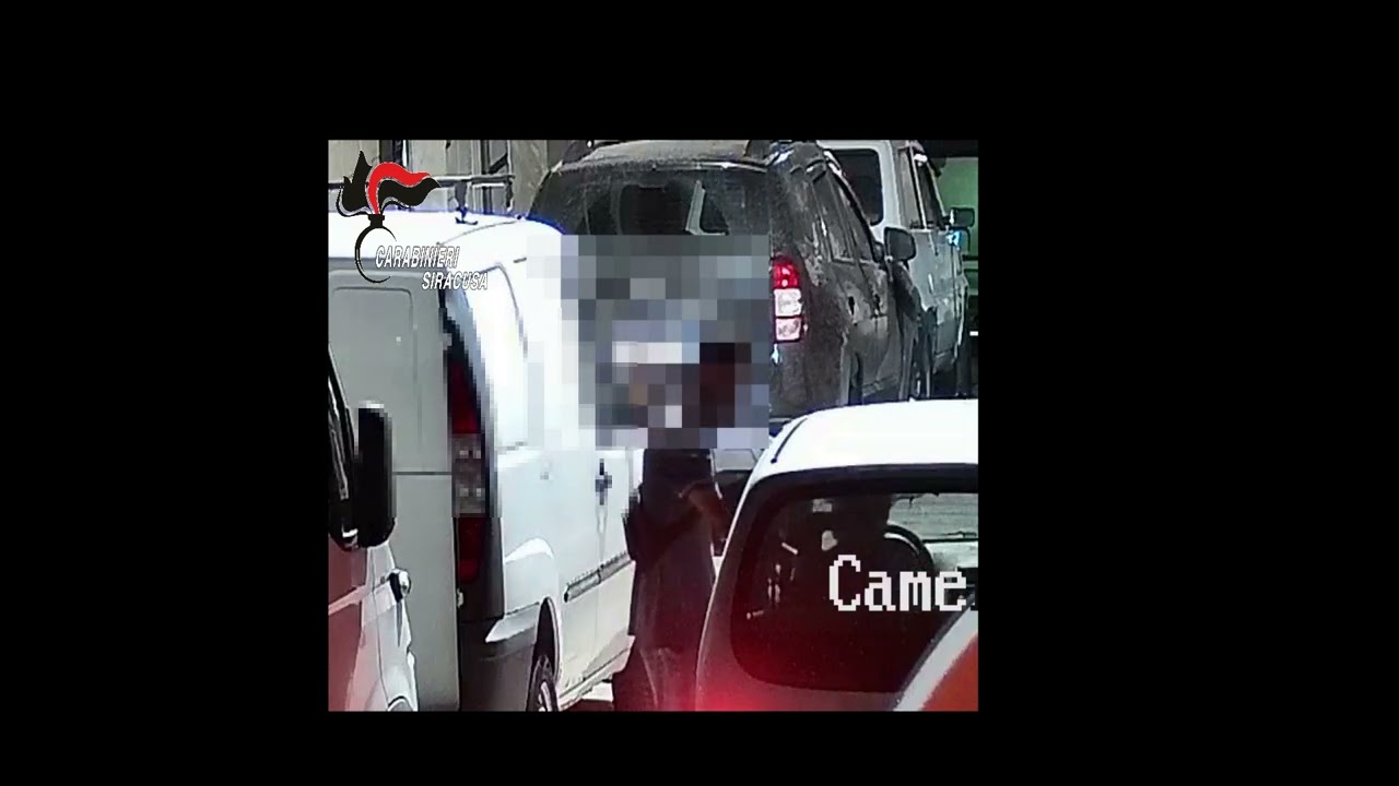 Fiorente piazza di spaccio a Solarino: scattano dieci arresti - Video