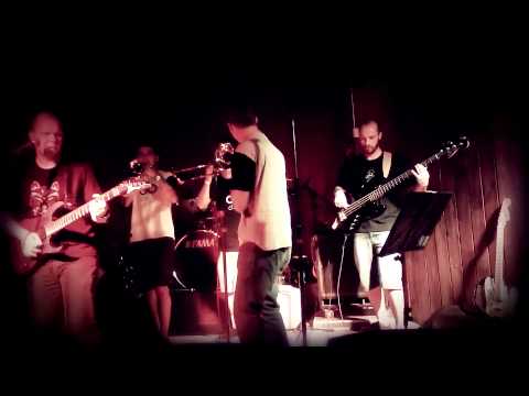 Mad Caddies - The Bell Tower Cover - Skatula, Criciúma - SC