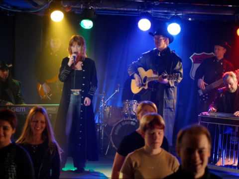 Dancing the night away - Heidi Hauge