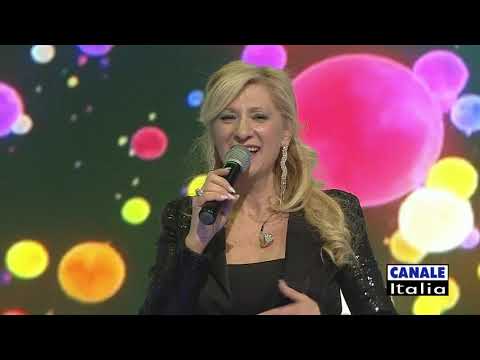 Simona 40 "Cumbia di colori" | Cantando Ballando (HD)