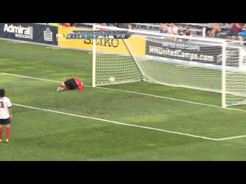 Christian Ramirez Scores A Ridiculous Bicycle Kick