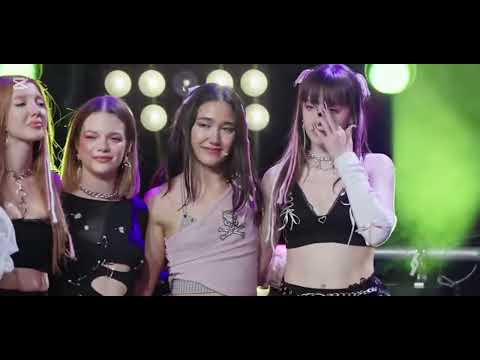 Manifest üyelerinin gruba seçildikleri anlatı (kızım sadece ad öyle)